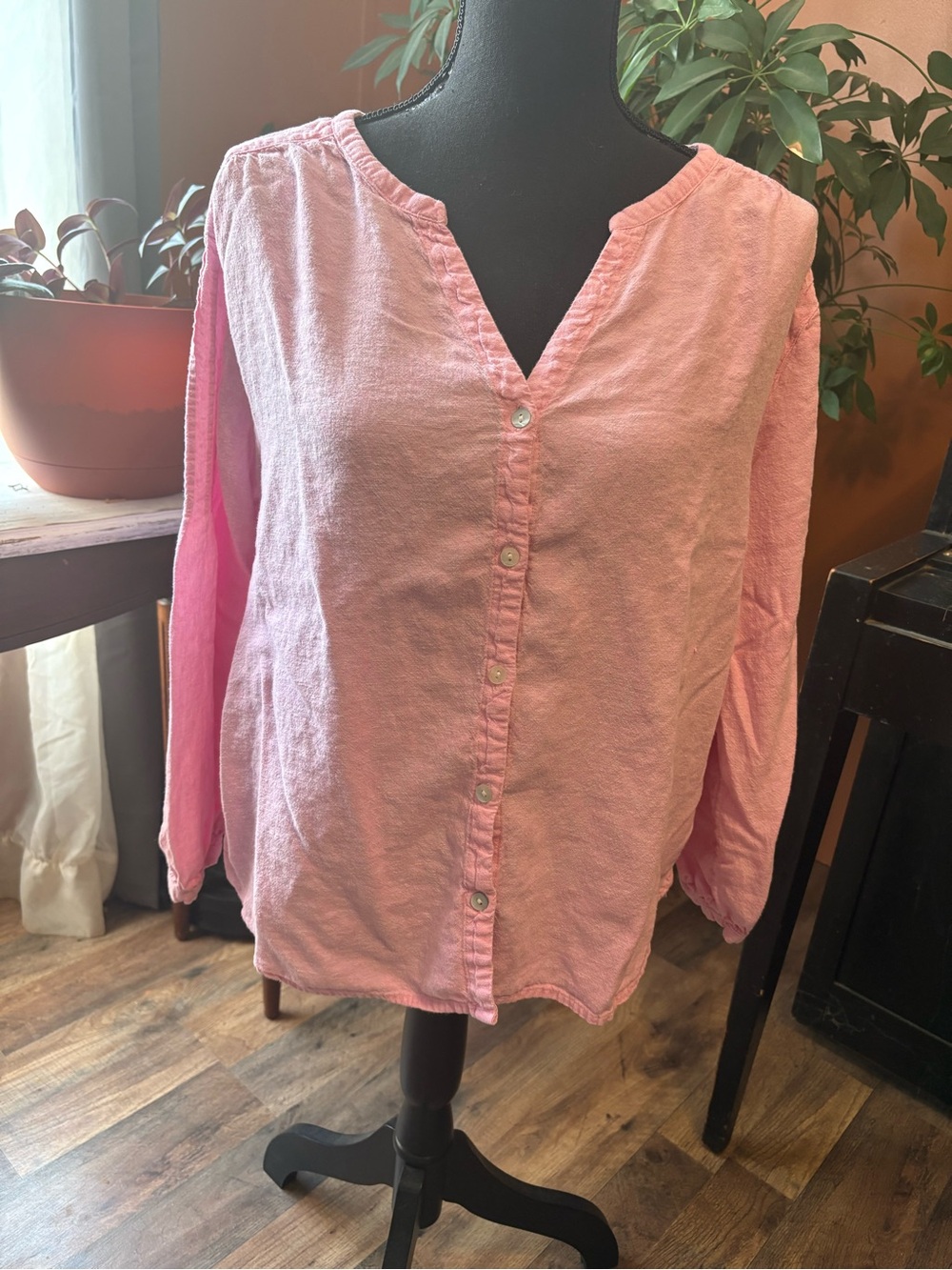 Joie Pink Button-Front V-Neck Blouse - Picture 3 of 11